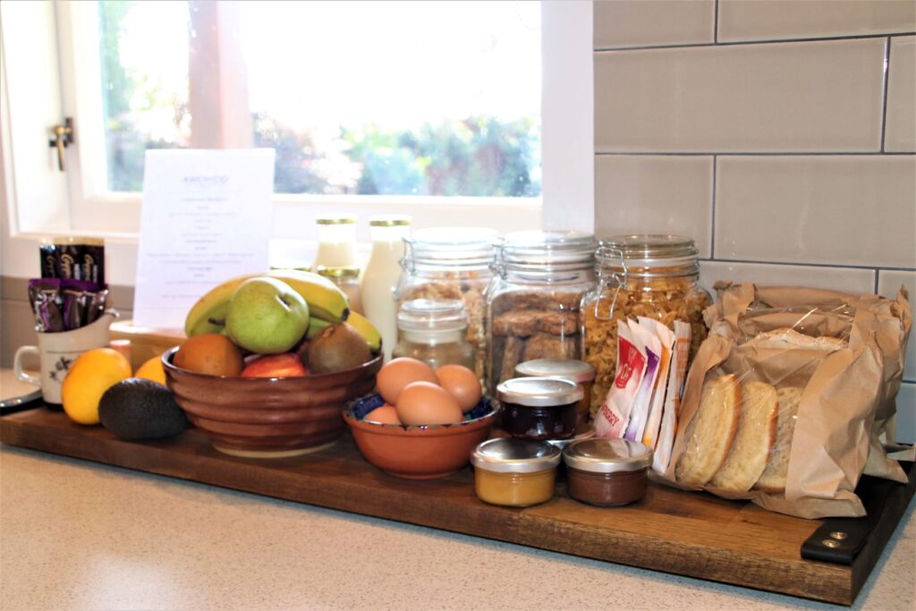 Kiwi Continental breakfast