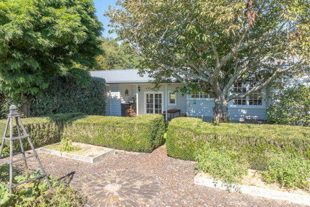 The Rural Naturist Bed and Breakfast Retreat Gardens The Rural Naturist Bed and Breakfast Retreat Gardens